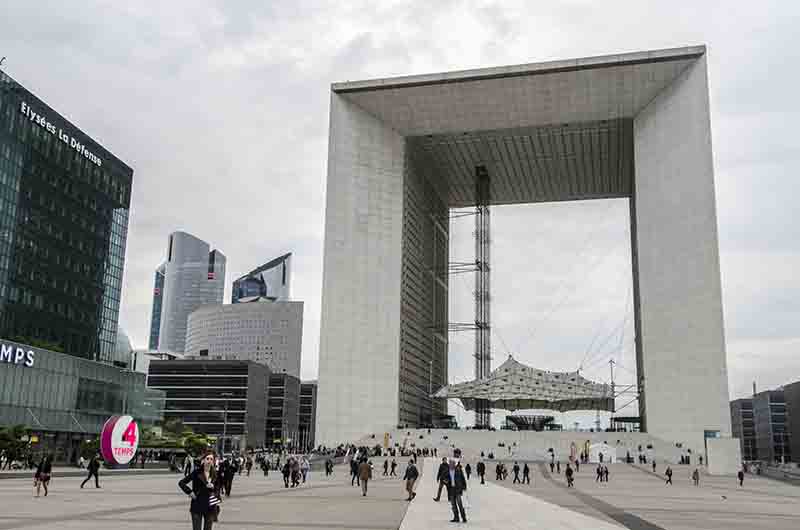 161 - Francia - Paris - La Defense.jpg